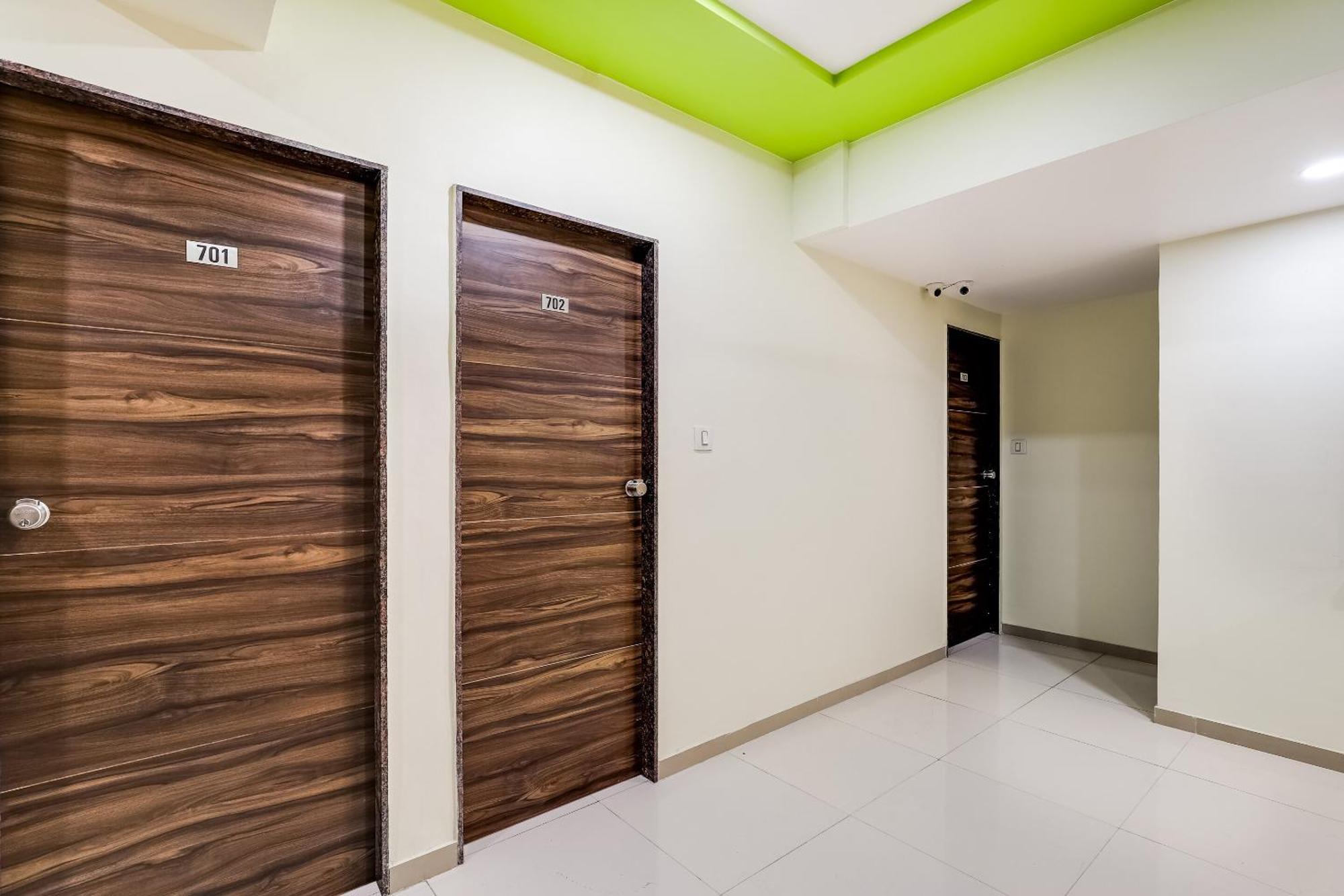 Collection O Hotel Alice Ahmadabad Zewnętrze zdjęcie